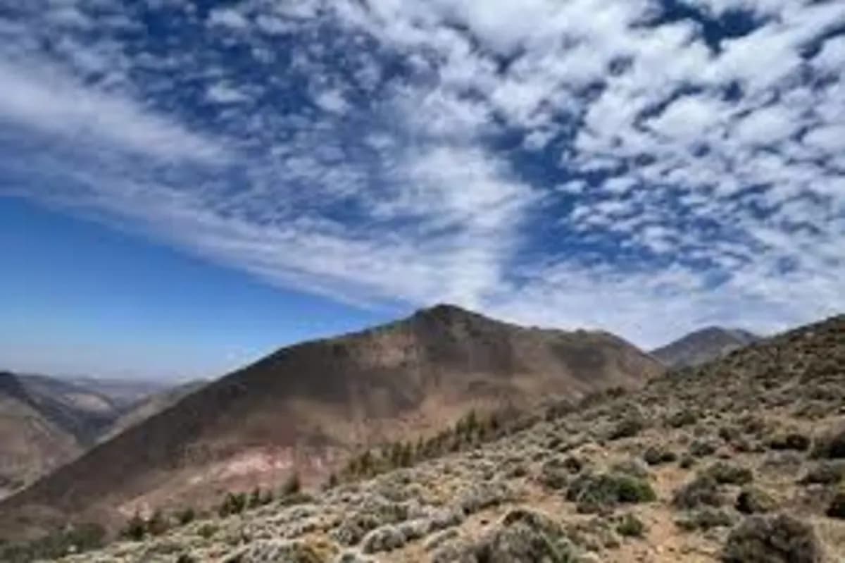 Sidi Chamharouch: A Spiritual & Scenic Day Hike - Image 2