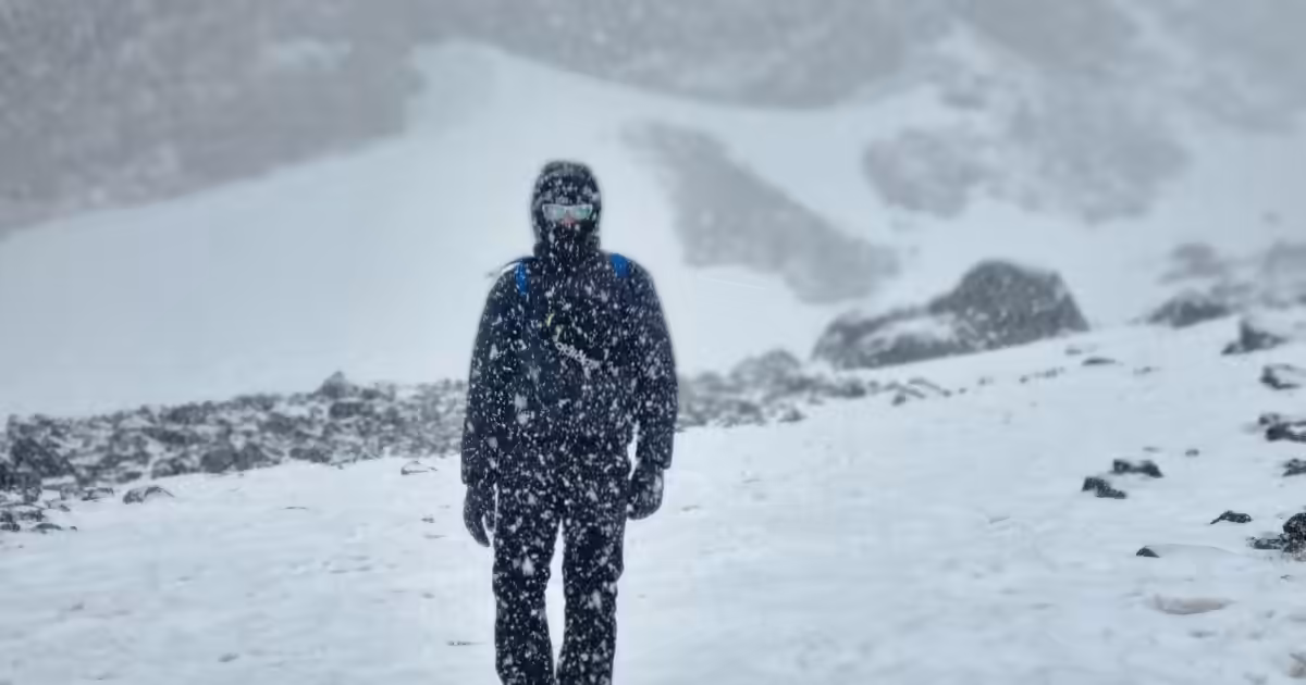 How to stay hydrated while hiking in the heat.
