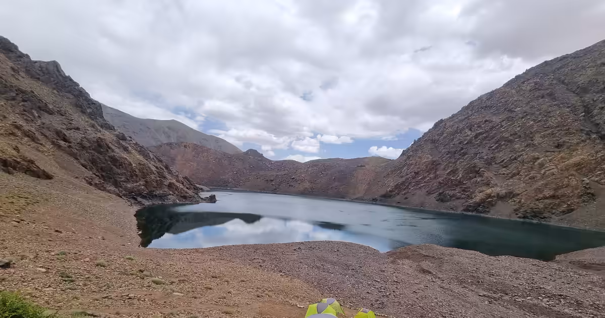 Appalachian Trail Timeline: Thru-hike vs. Section. - Atlas Mountains hiking adventure photograph